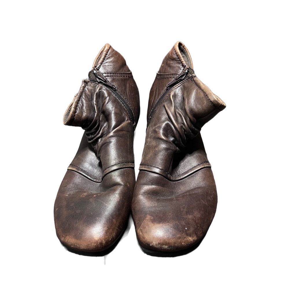 Leather Earth Origins Booties